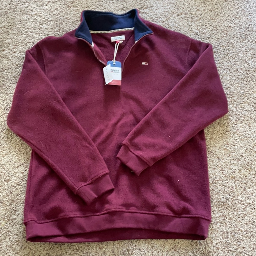 NWT Tommy Jeans Burgundy Pull Over Men’s XL